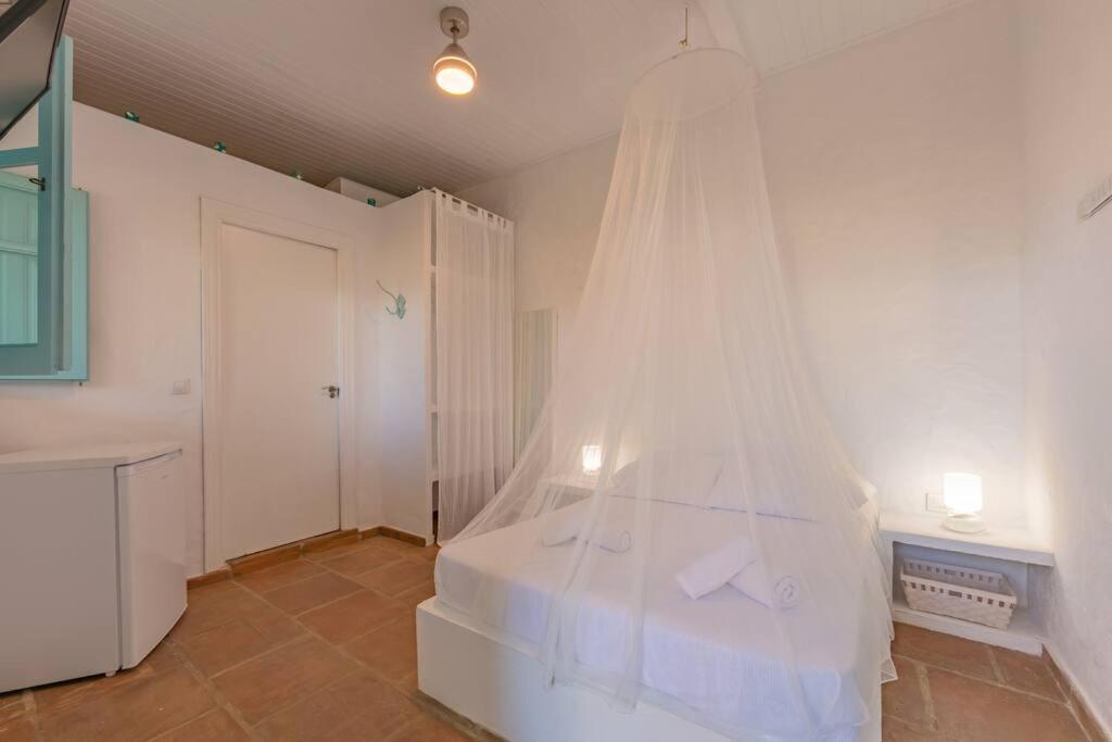Habitaciones Rurales La Vega Tarifa Ngoại thất bức ảnh